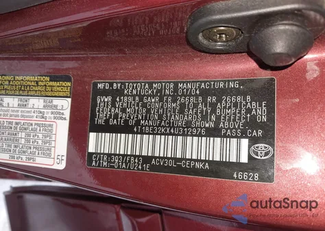 2004 Toyota Camry Le z USA, uszkodzony, nr VIN 4T1BE32KX4U312976